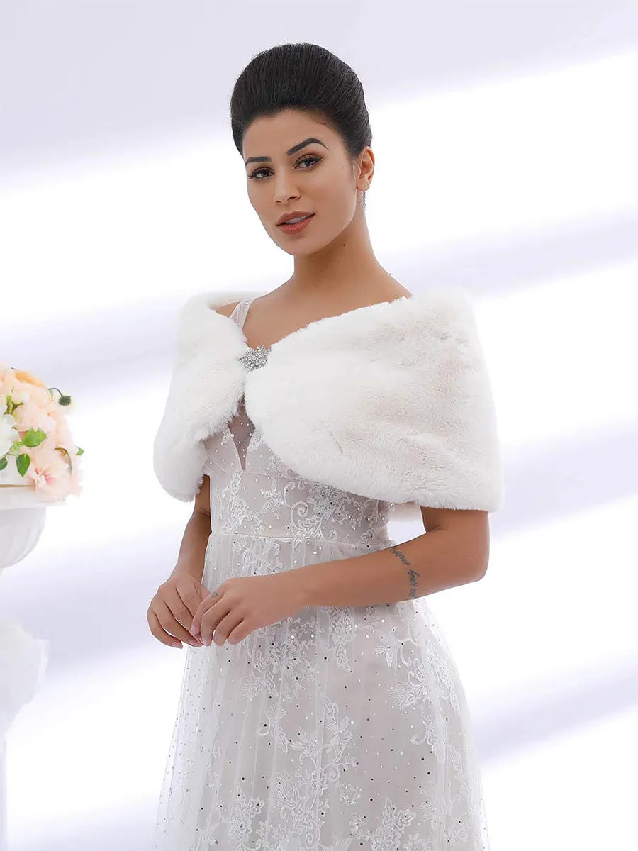 2025 White Faux Rabbit Fur Shawl Wedding Shrug Cover Up