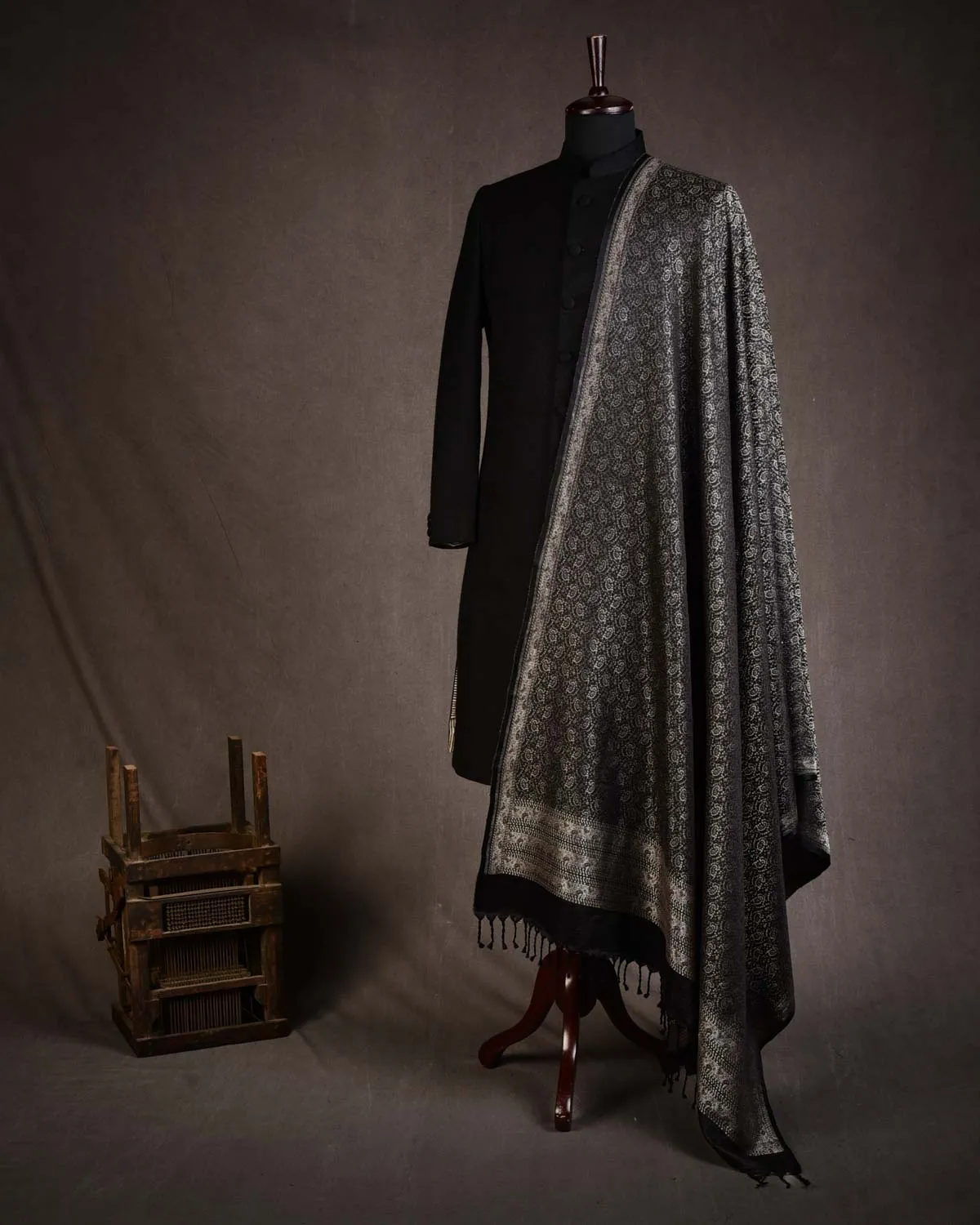 Black Banarasi Tehra Paisley Satin Jamawar Handwoven Silk Wool Unisex Dress Shawl with Silver Zari