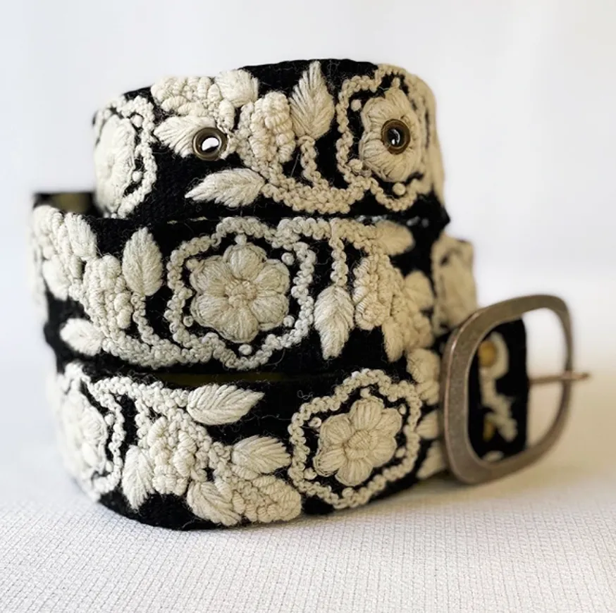 Jenny Krauss Two-Tone Black Cream Wool Belt