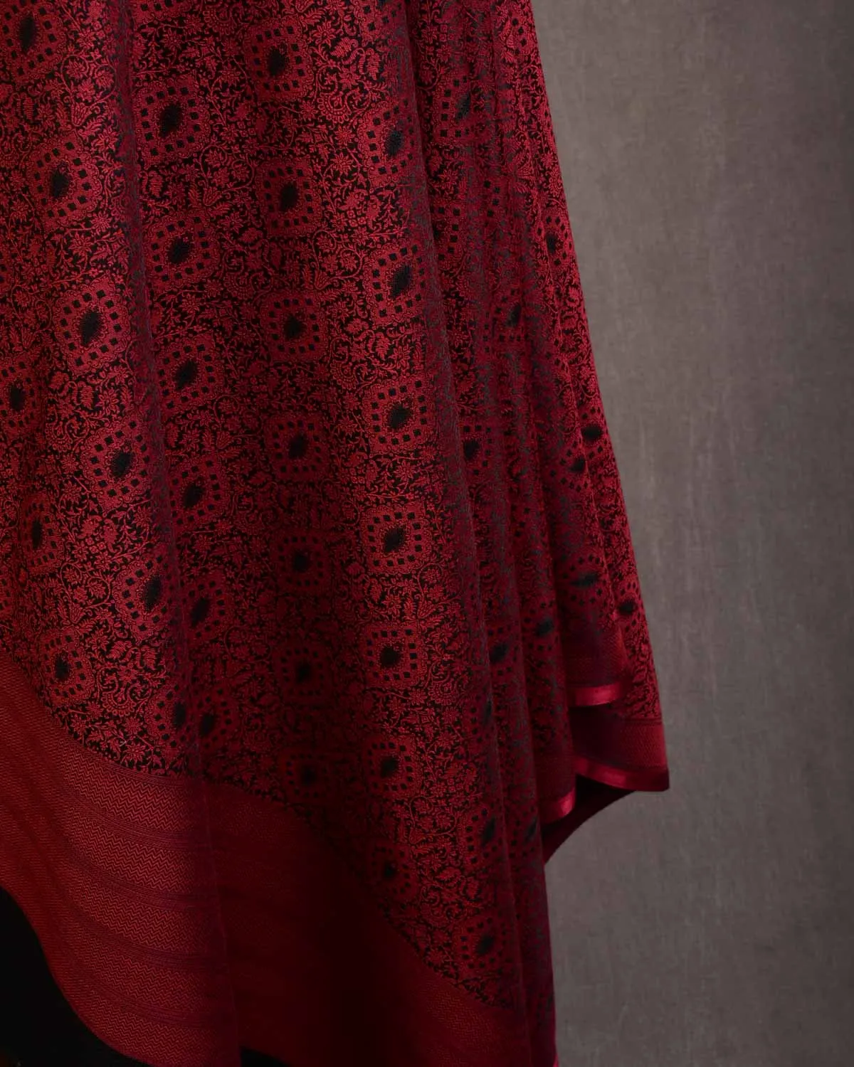 Maroon Damask Tanchoi Handwoven Silk Wool Unisex Dress Shawl