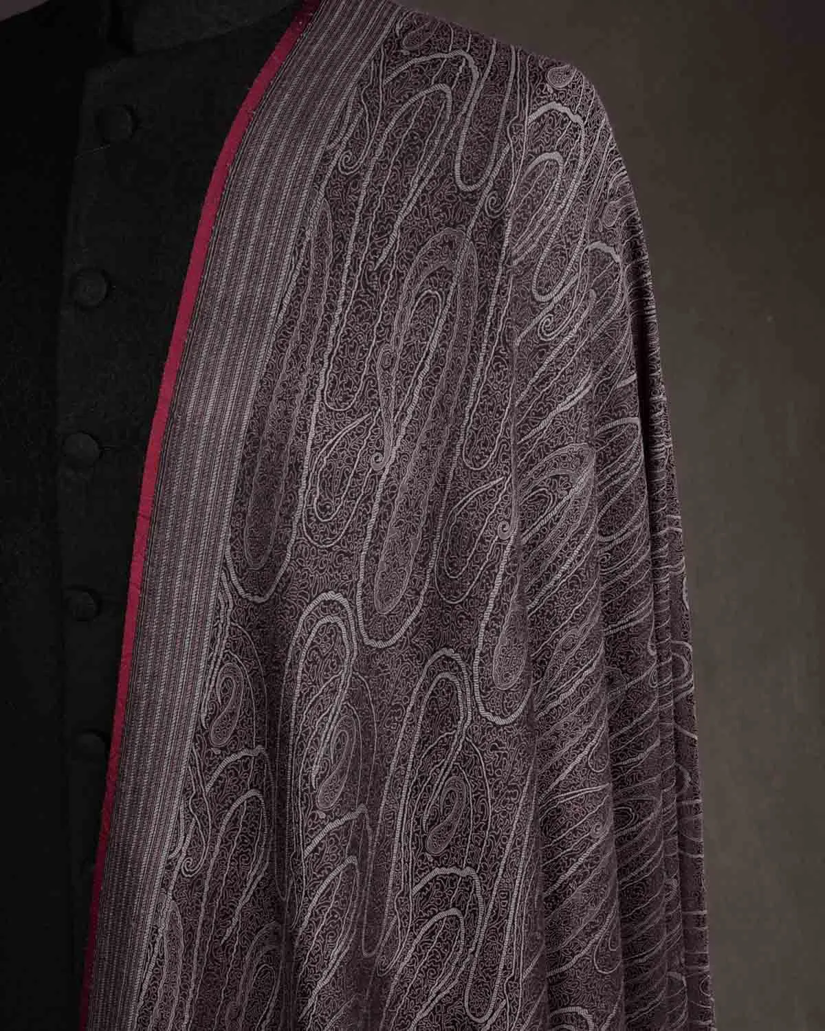 Maroon On Gray Paisley Satin Tanchoi Handwoven Silk Wool Unisex Dress Shawl