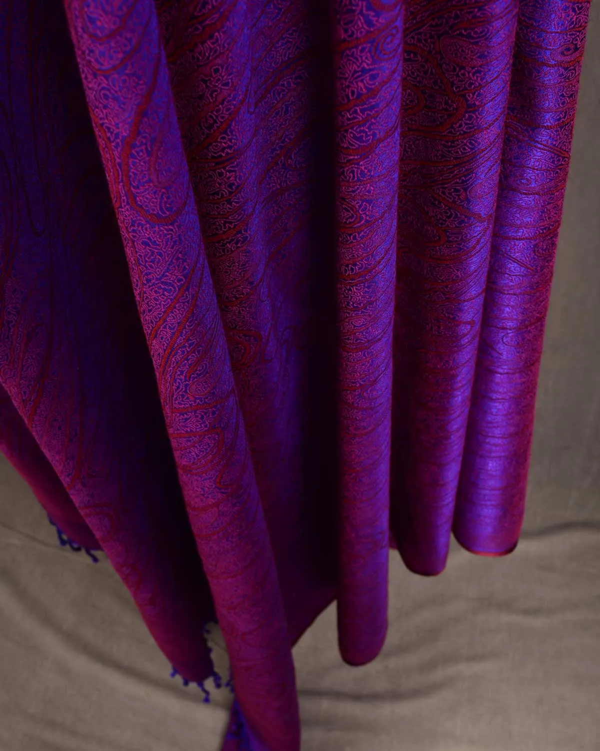 Maroon On Purple Paisley Satin Tanchoi Handwoven Silk Wool Unisex Dress Shawl