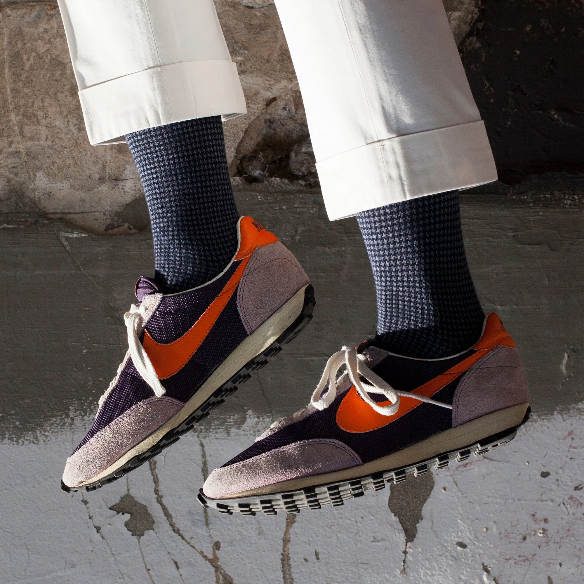 Men's Houndstooth Socks - Navy & Gray