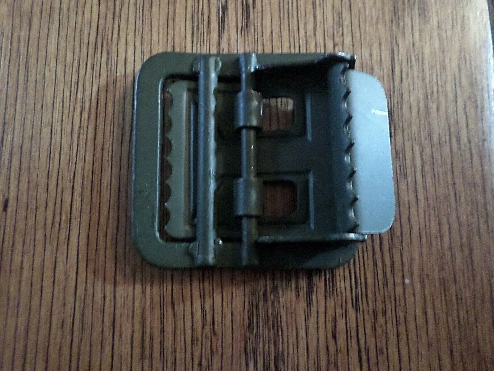 MILITARY OD GREEN OPEN FACE BUCKLE FOR THE TROUSER BELT WIDTH 1 1/4" HEAVY METAL