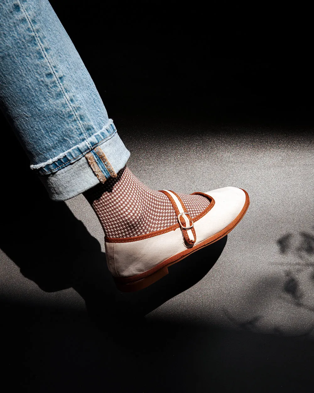 Women's Houndstooth Socks - Brown & Ivory